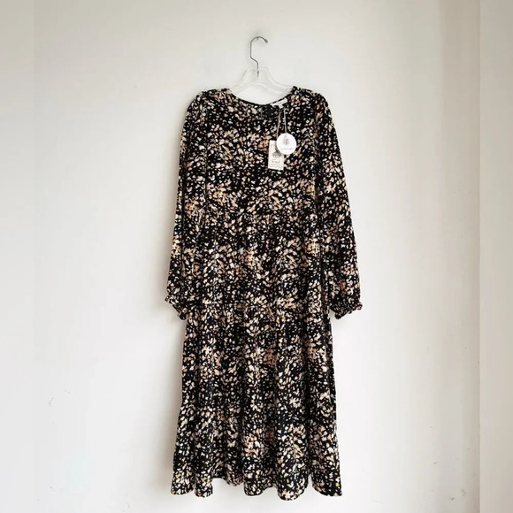NWT EASELBlack and Gold Floral Confetti Midi DressM
